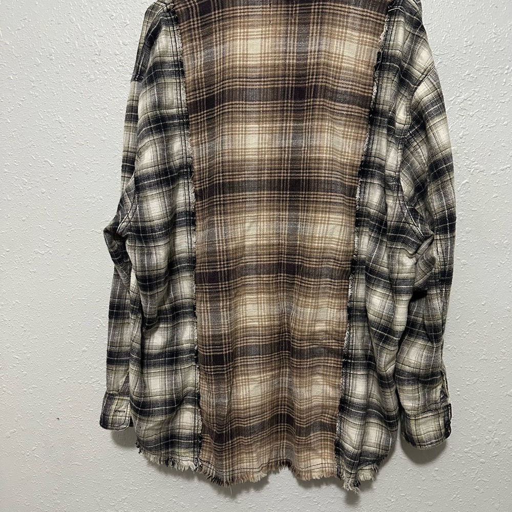 Urban Outfitters bdg flannel - Picture 3 of 4